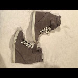 Steve Madden sneaker wedge